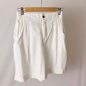 Vintage White High Waisted Shorts / Liz Sport Bermuda Mom Elastic Waist Shorts
